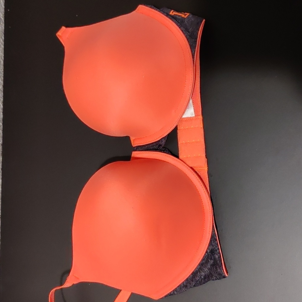 VS PINK bra